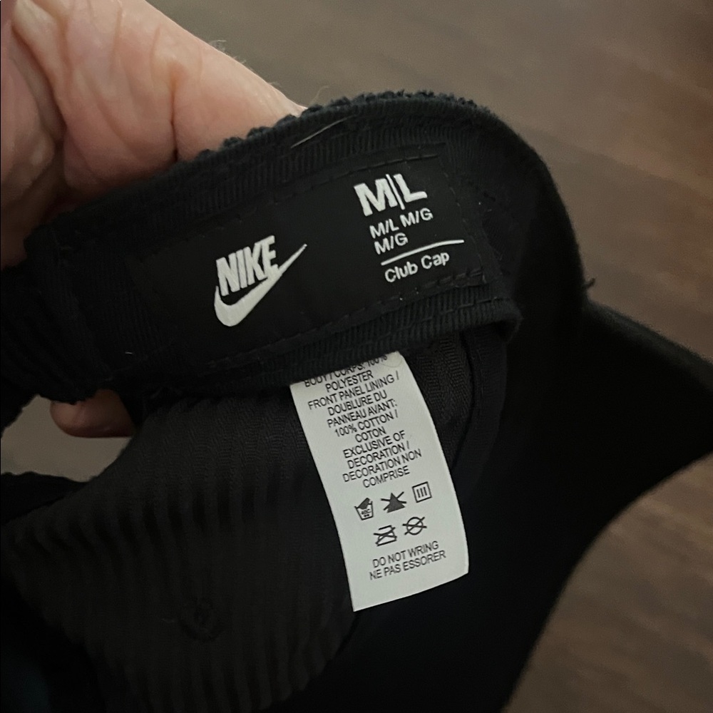 Nike Black Ribbed Cap - Picture 3 of 4